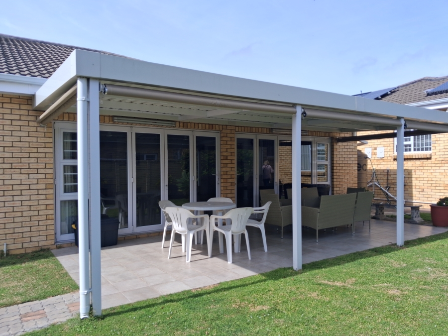 1 Bedroom Property for Sale in Walmer Heights Eastern Cape
